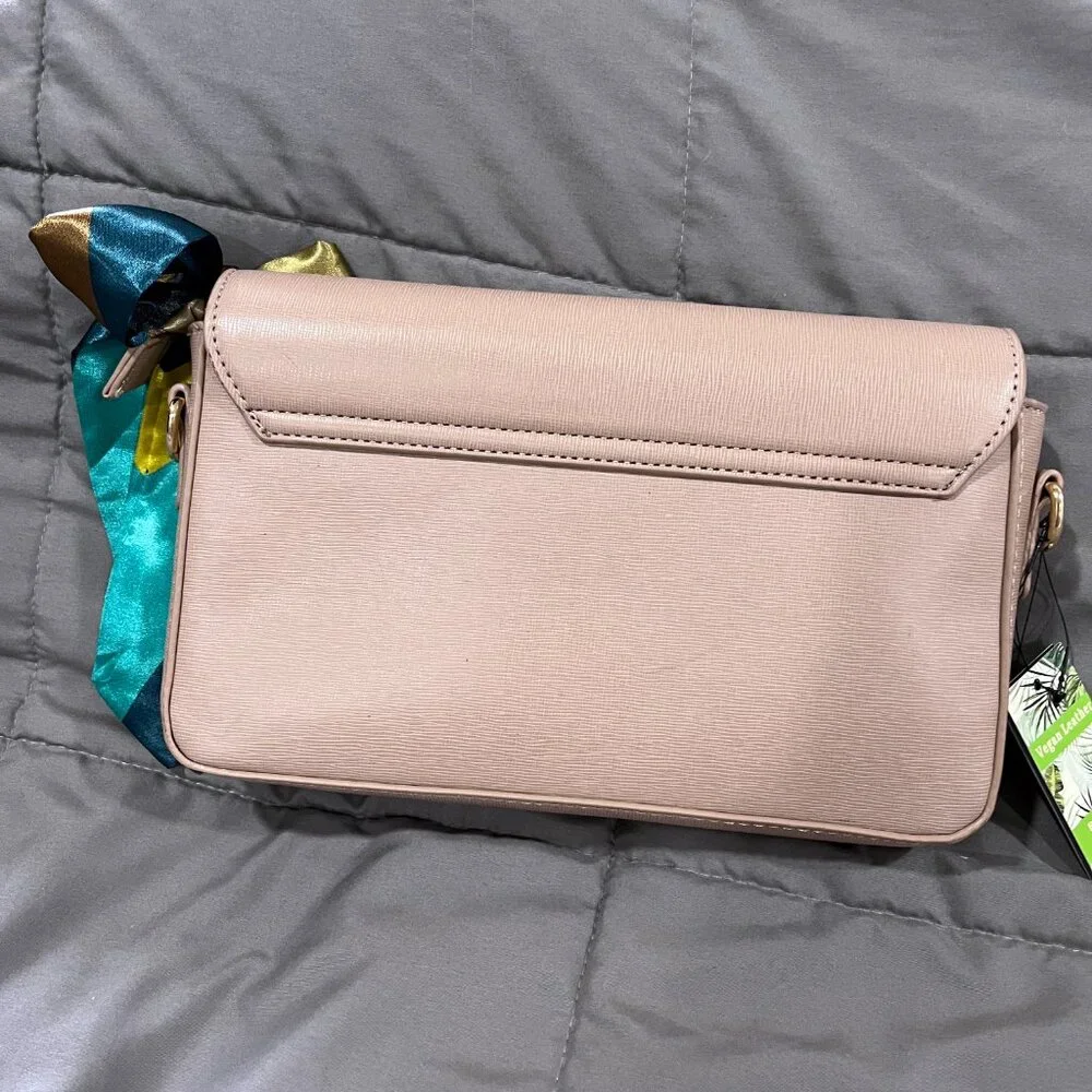 ๐ NWT ๐ Badgley Mischka Dusty Pink Crossbody Purse with Accent Scarf - Picture 6 of 9